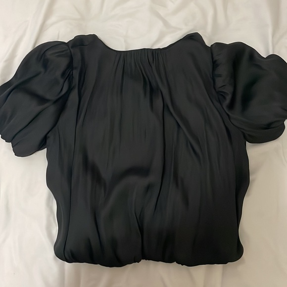 Astr The Label Black Satin Puff Sleeve Top - Picture 2 of 3